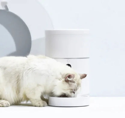 ALIMENTADOR INTELIGENTE CON CAMARA